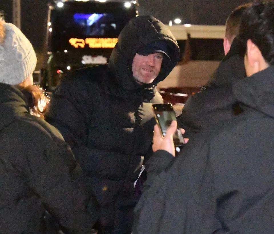 世界杯精彩集锦下载-鲁尼和妻子现身老特拉福德，观看凯完成英格兰青年足总杯首秀