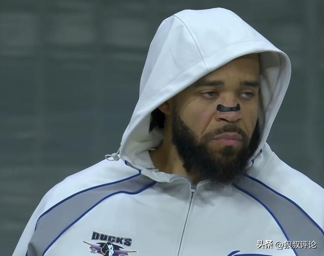 世界杯高清回放资源-渐入佳境！麦基9中8轰19分7板 举火烧天隔扣陈国豪引关注